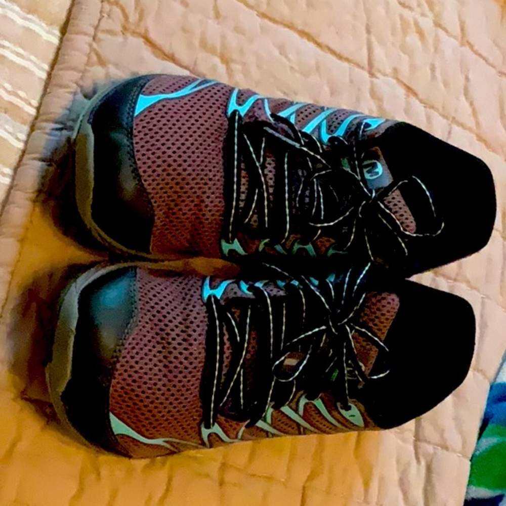 Merrell women’s Adventure walking/hiking sneakers size 8